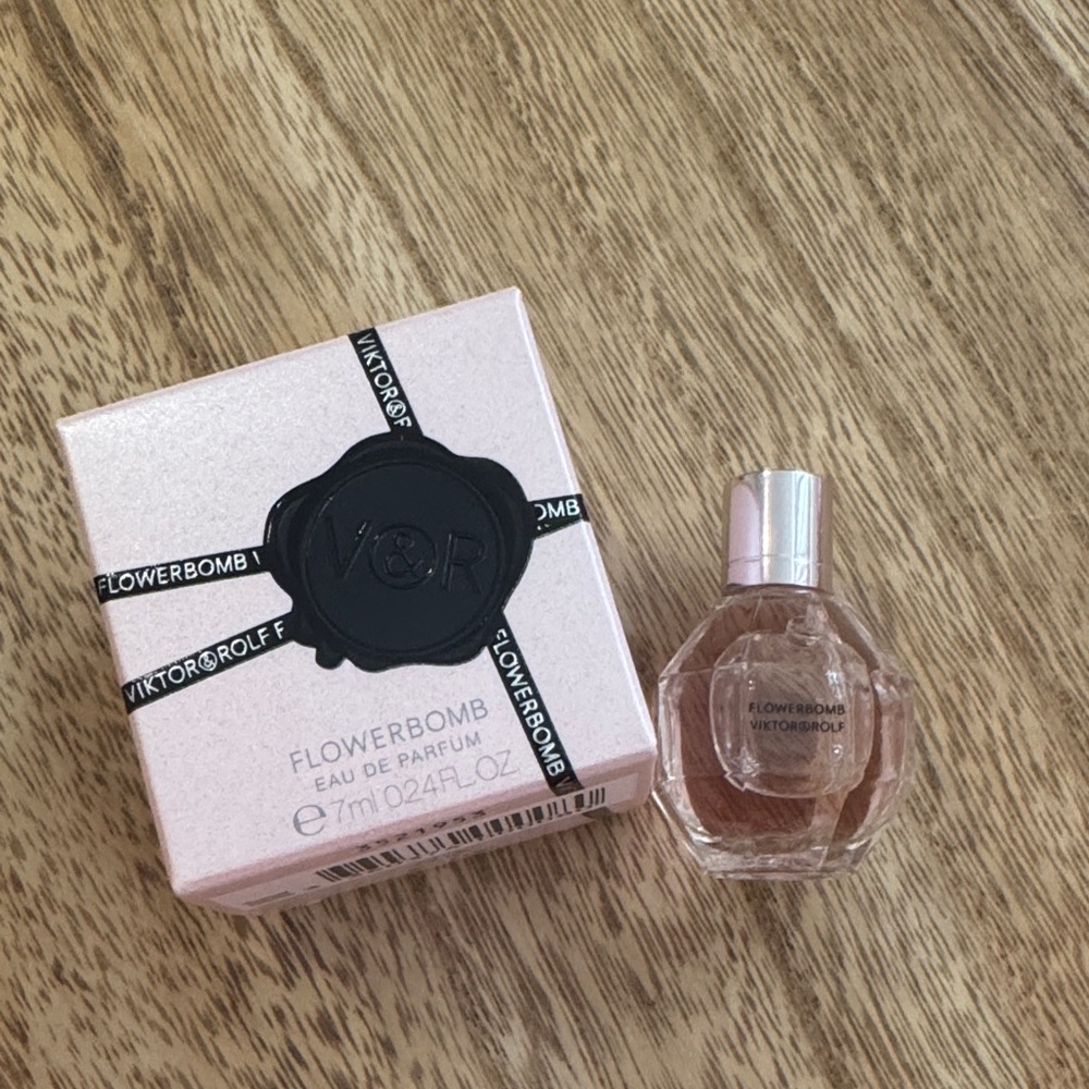 Viktor & Rolf Flowerbomb Eau de Parfum mini